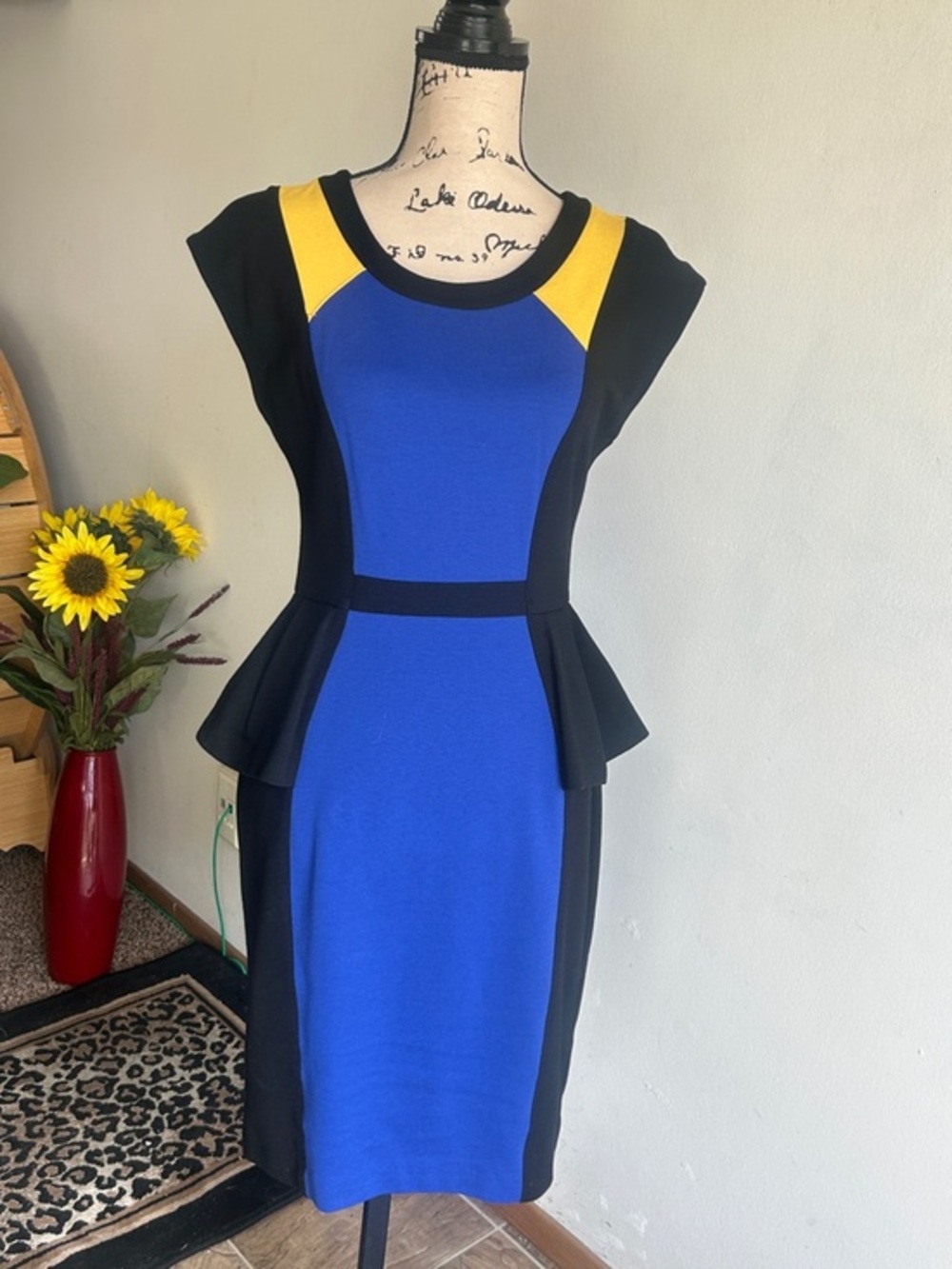 Yoana Baraschi Colorblock Sheath Dress Size Medium